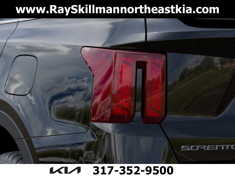 New 2025 Kia Sorento S image 11
