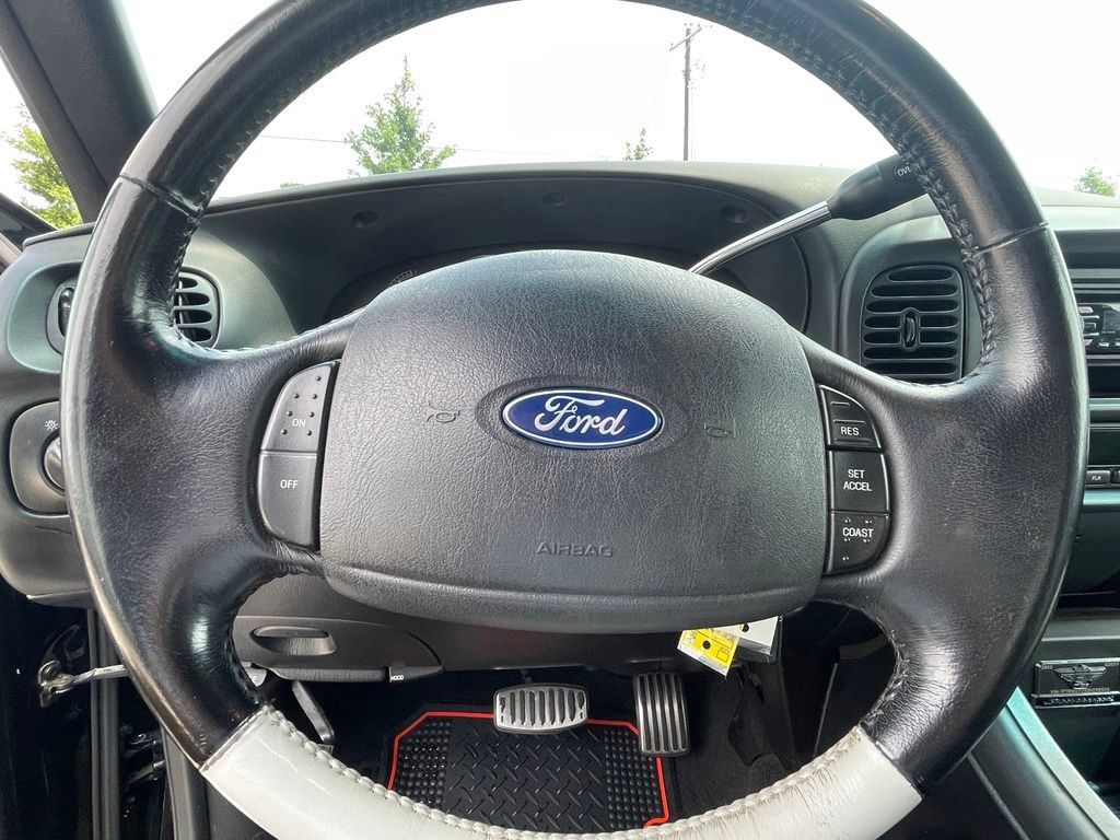 Used 2003 Ford F150 Harley-Davidson RWD image 13