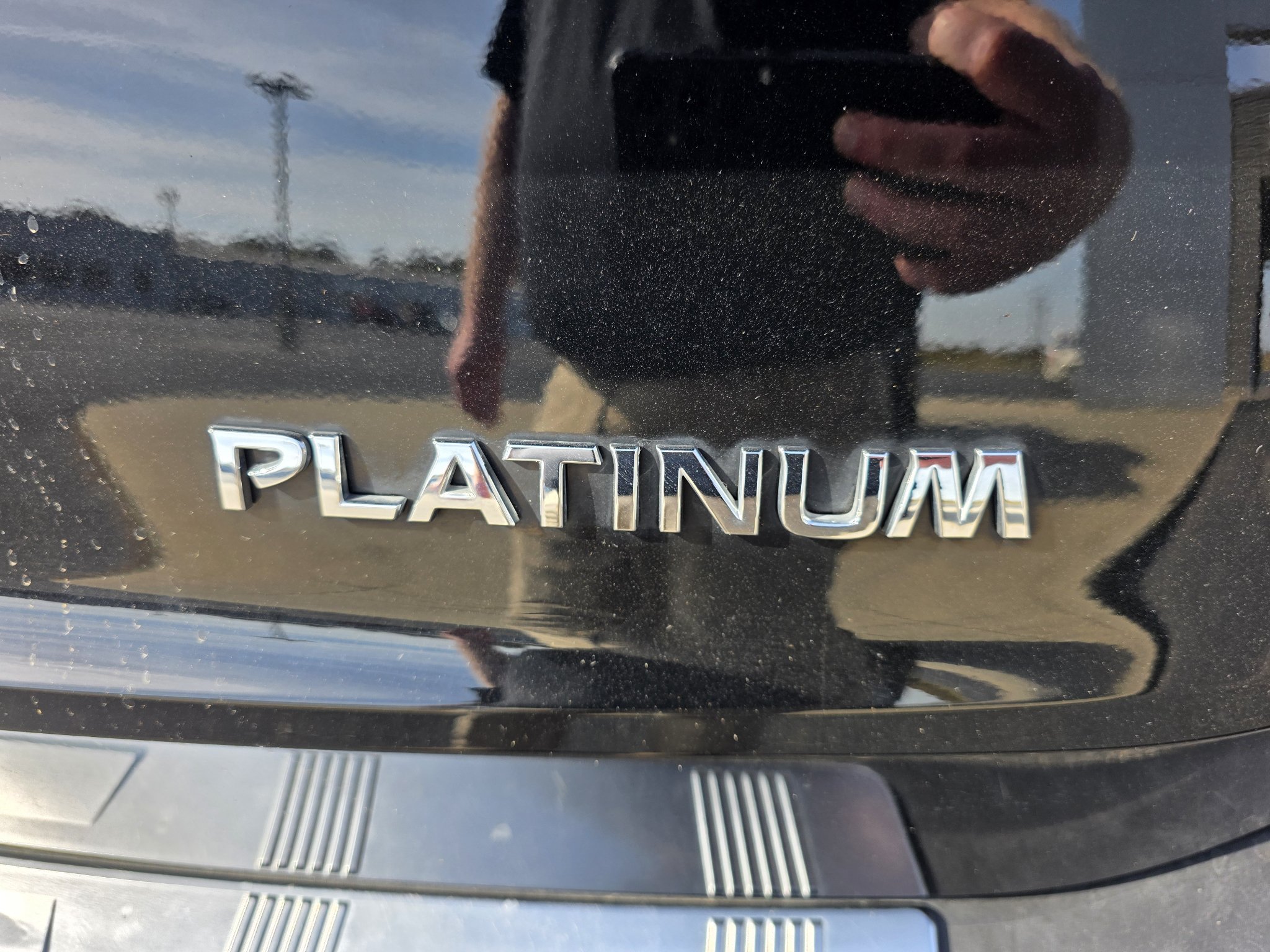 Used 2023 Nissan Rogue Platinum FWD image 10