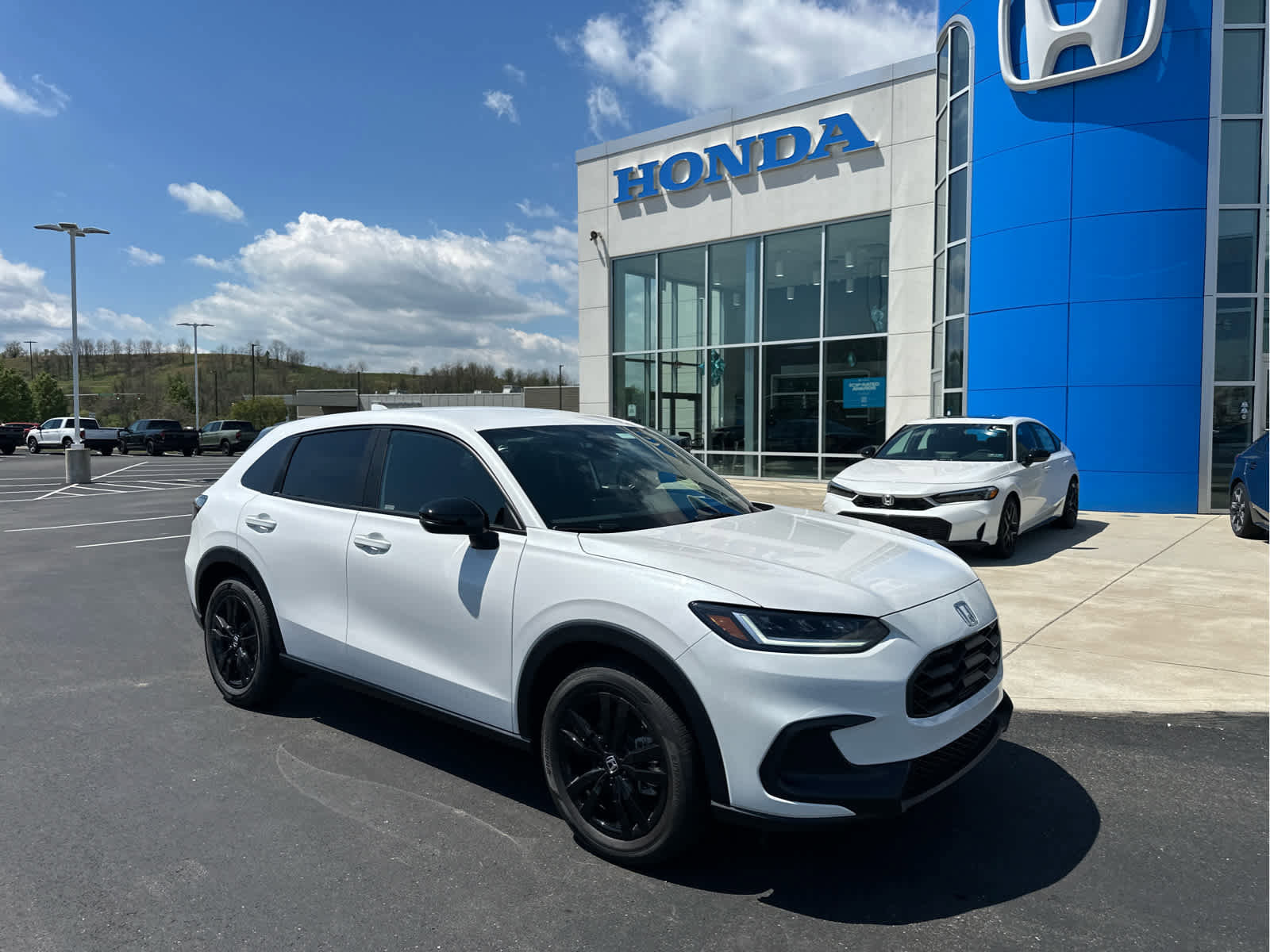 New 2026 Honda HR-V Sport image 2