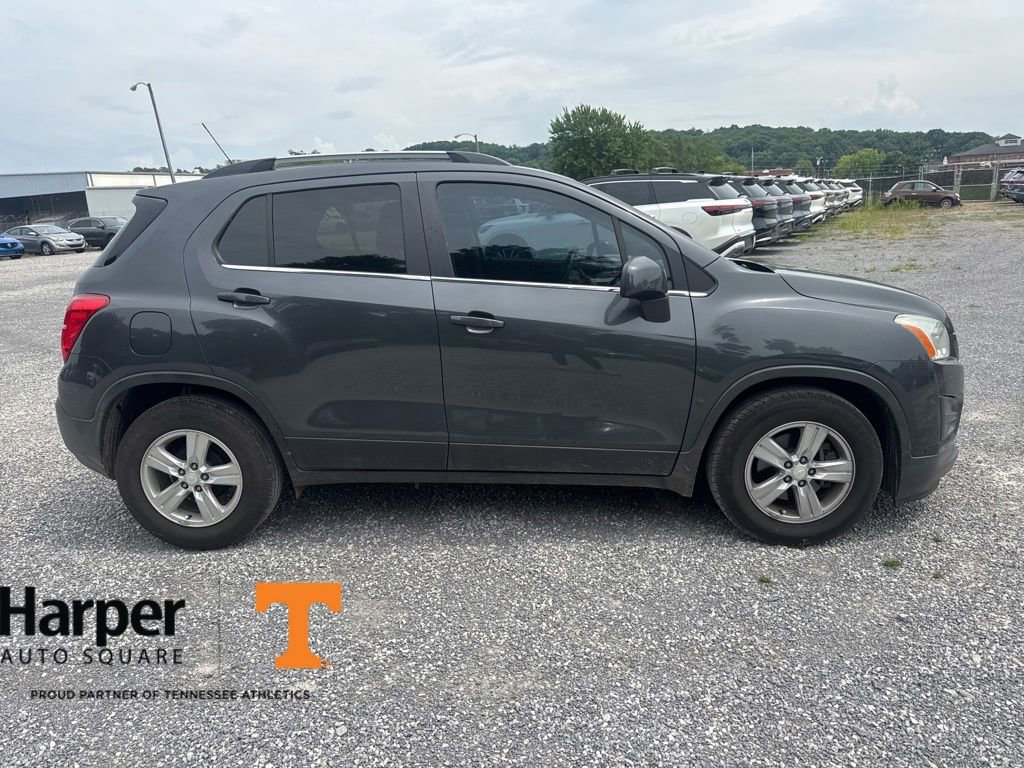 Used 2016 Chevrolet Trax LT FWD image 6