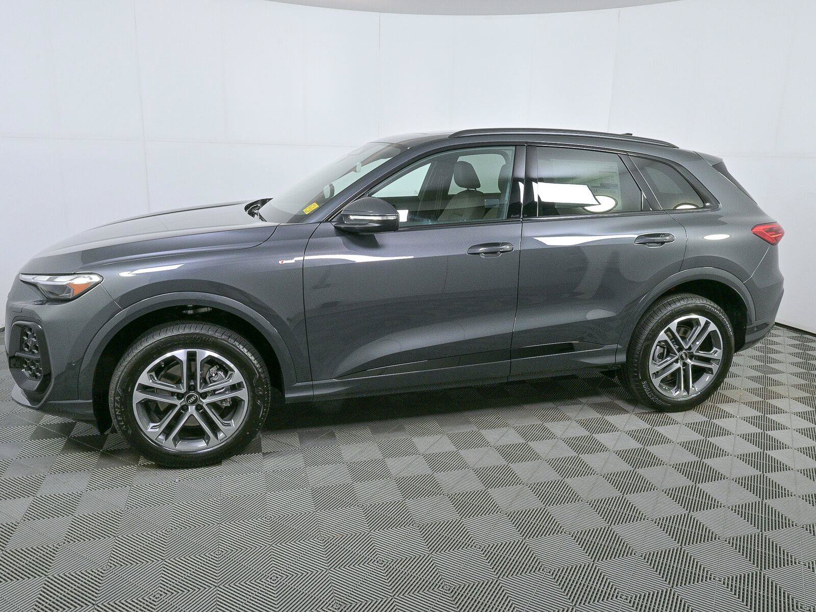 New 2026 Audi Q5 2.0T AWD/4WD image 31