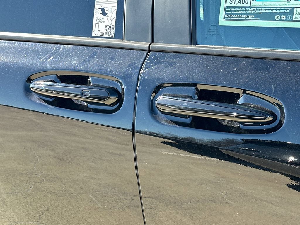 New 2026 Toyota Sienna XLE Woodland Edition image 10