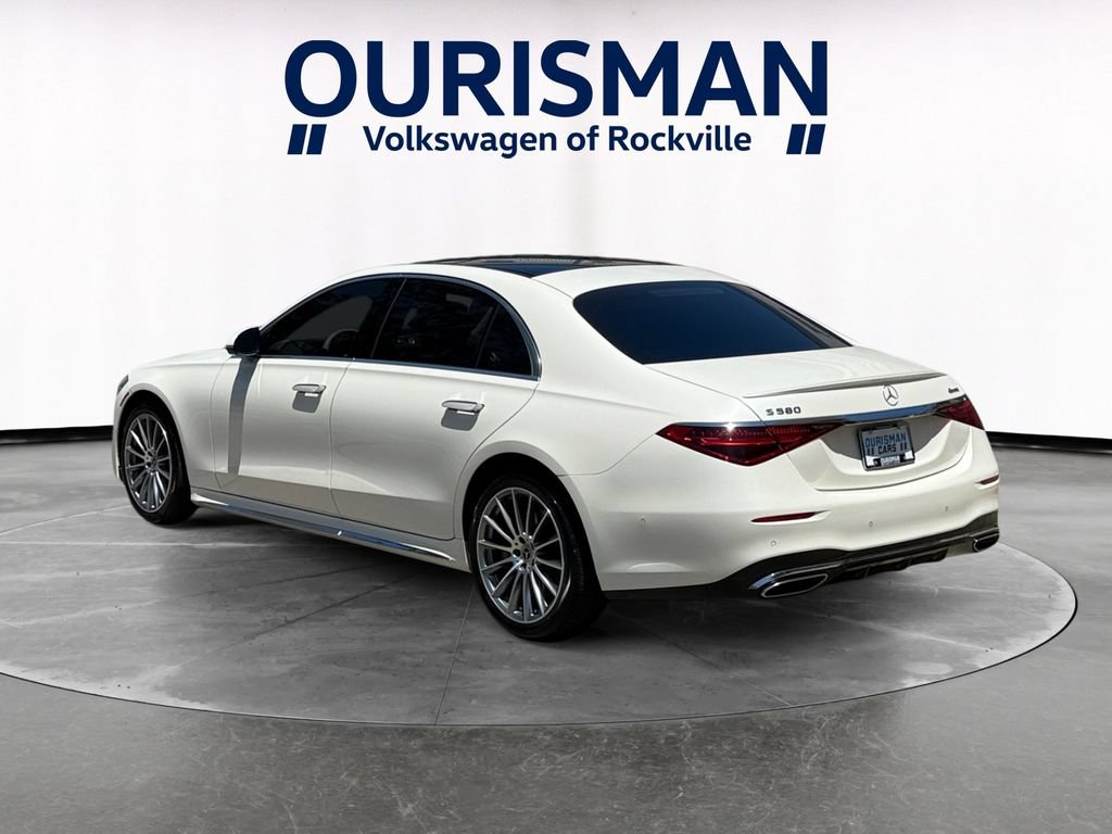 Used 2023 Mercedes-Benz S 580 4MATIC Sedan image 4