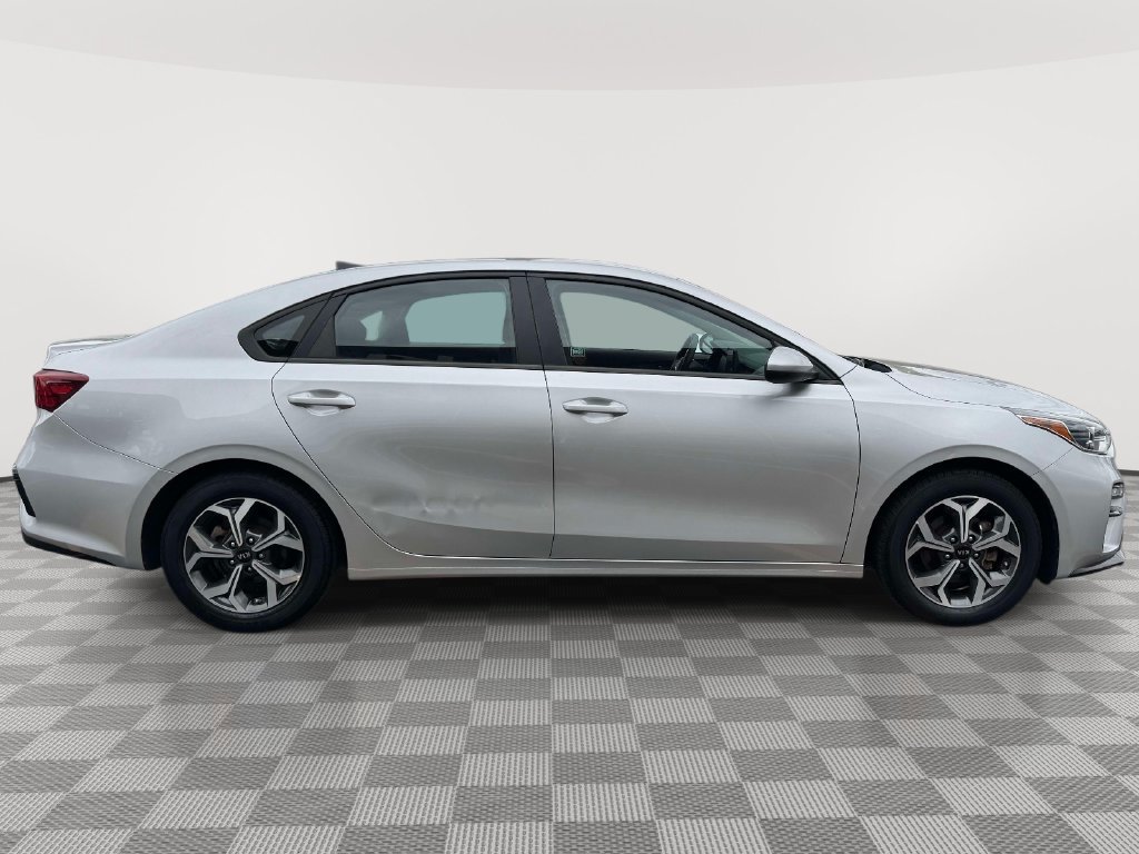 Used 2021 Kia Forte LXS FWD image 4