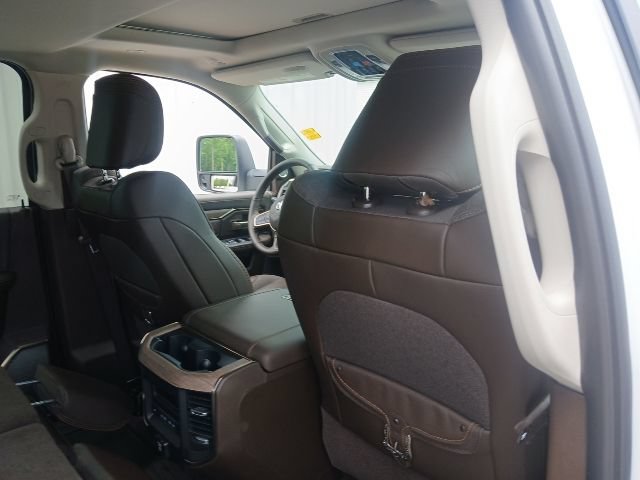 New 2026 RAM 3500 Longhorn AWD/4WD image 23