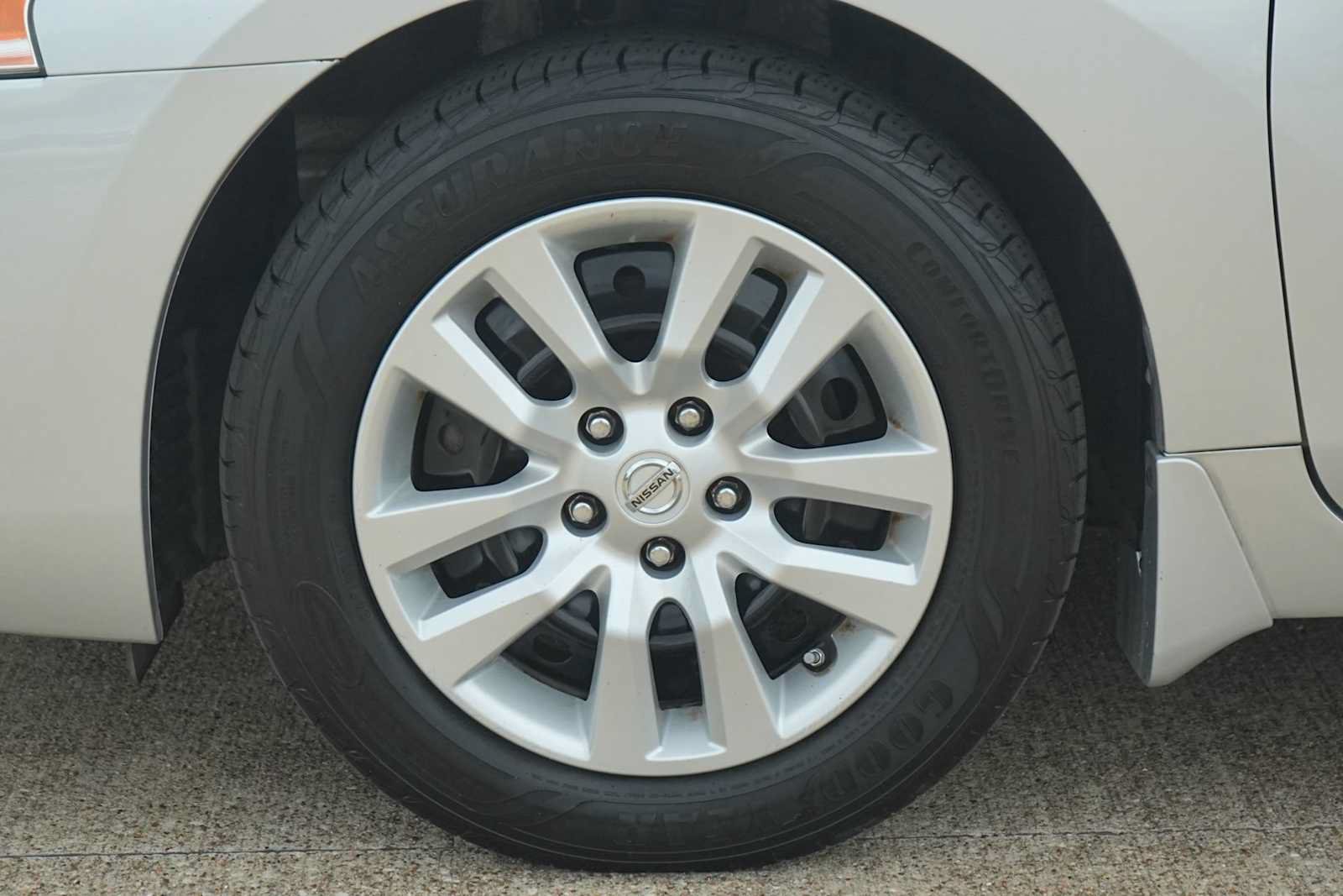 Used 2015 Nissan Altima 2.5 S w/ Power Driver Seat Package FWD image 7