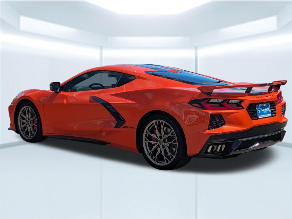 Used 2025 Chevrolet Corvette Stingray Preferred Cpe w/ Z51 Performance Package RWD image 3