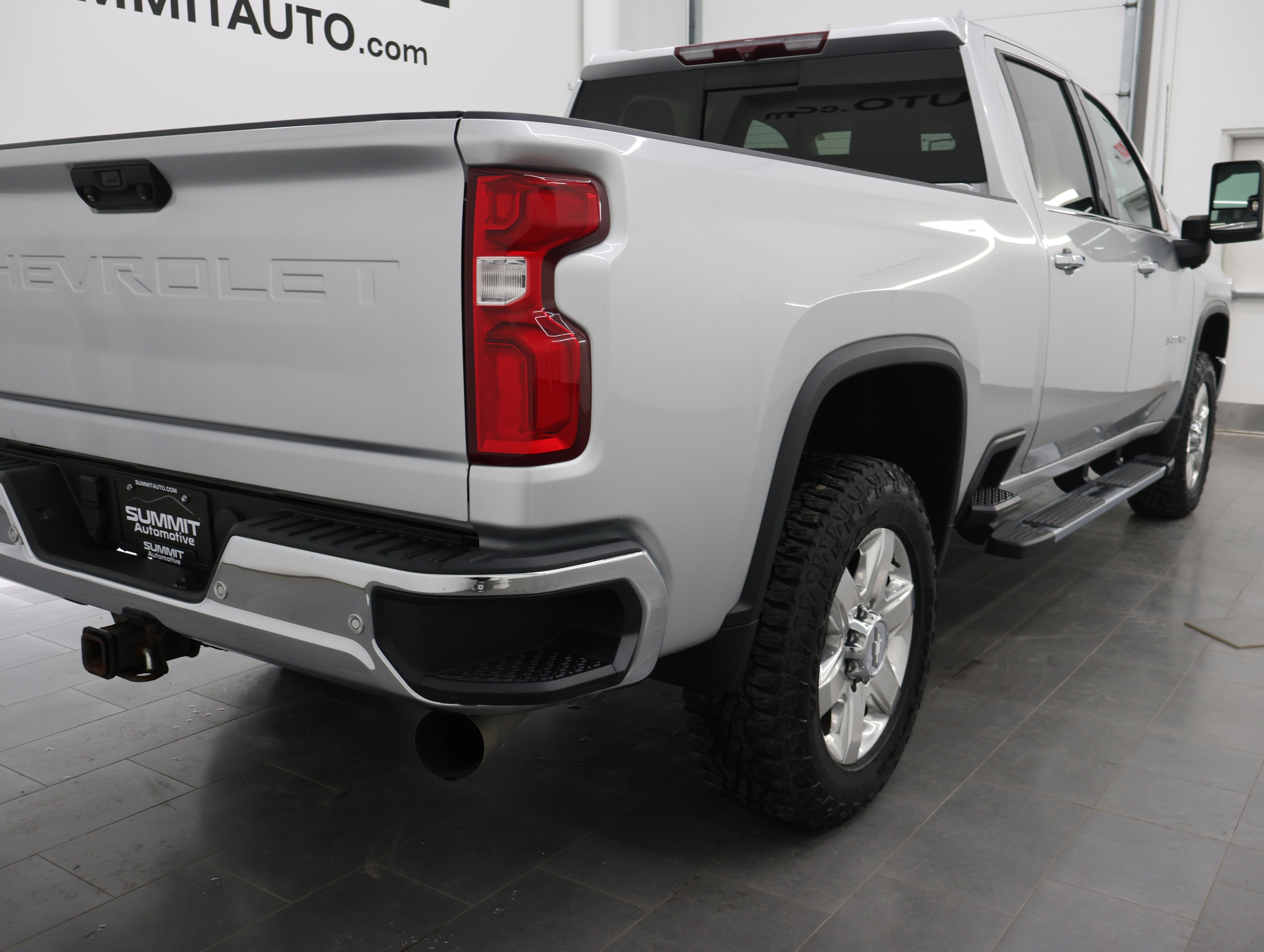 Used 2020 Chevrolet Silverado 3500 LTZ w/ LTZ Plus Package AWD/4WD image 4