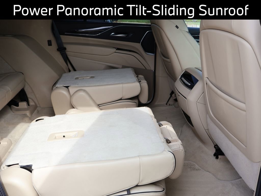 Used 2023 Cadillac Escalade Premium Luxury w/ Performance Package AWD/4WD image 17