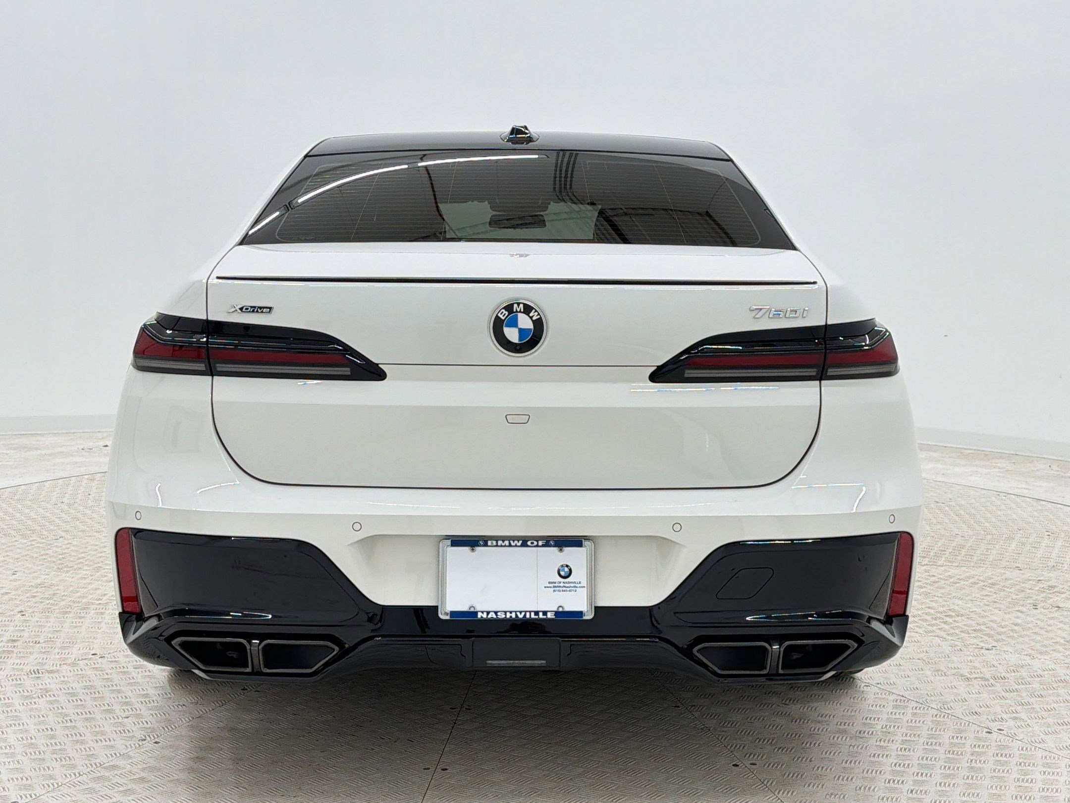 Certified 2023 BMW 760i xDrive w/ Executive Package image 10