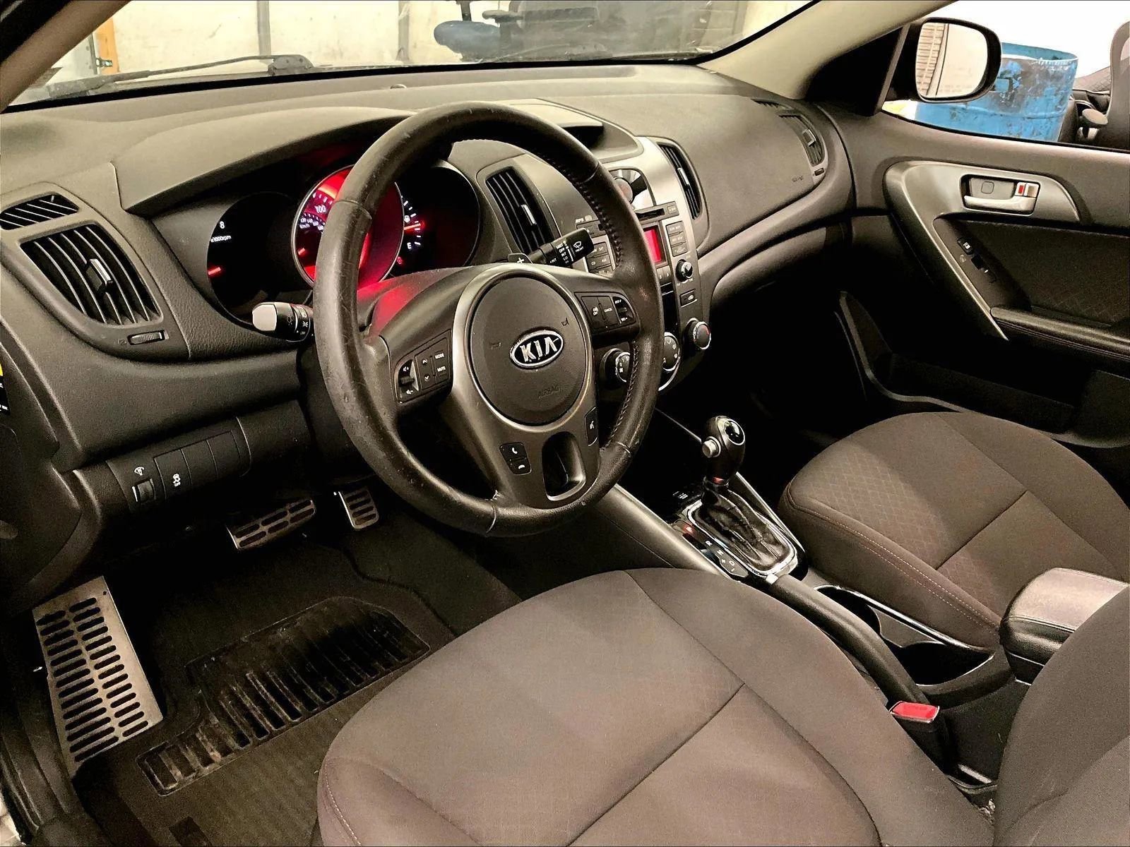 Used 2012 Kia Forte SX FWD image 12
