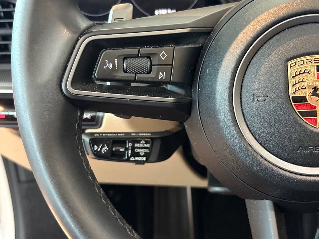 Used 2020 Porsche 911 Carrera image 18