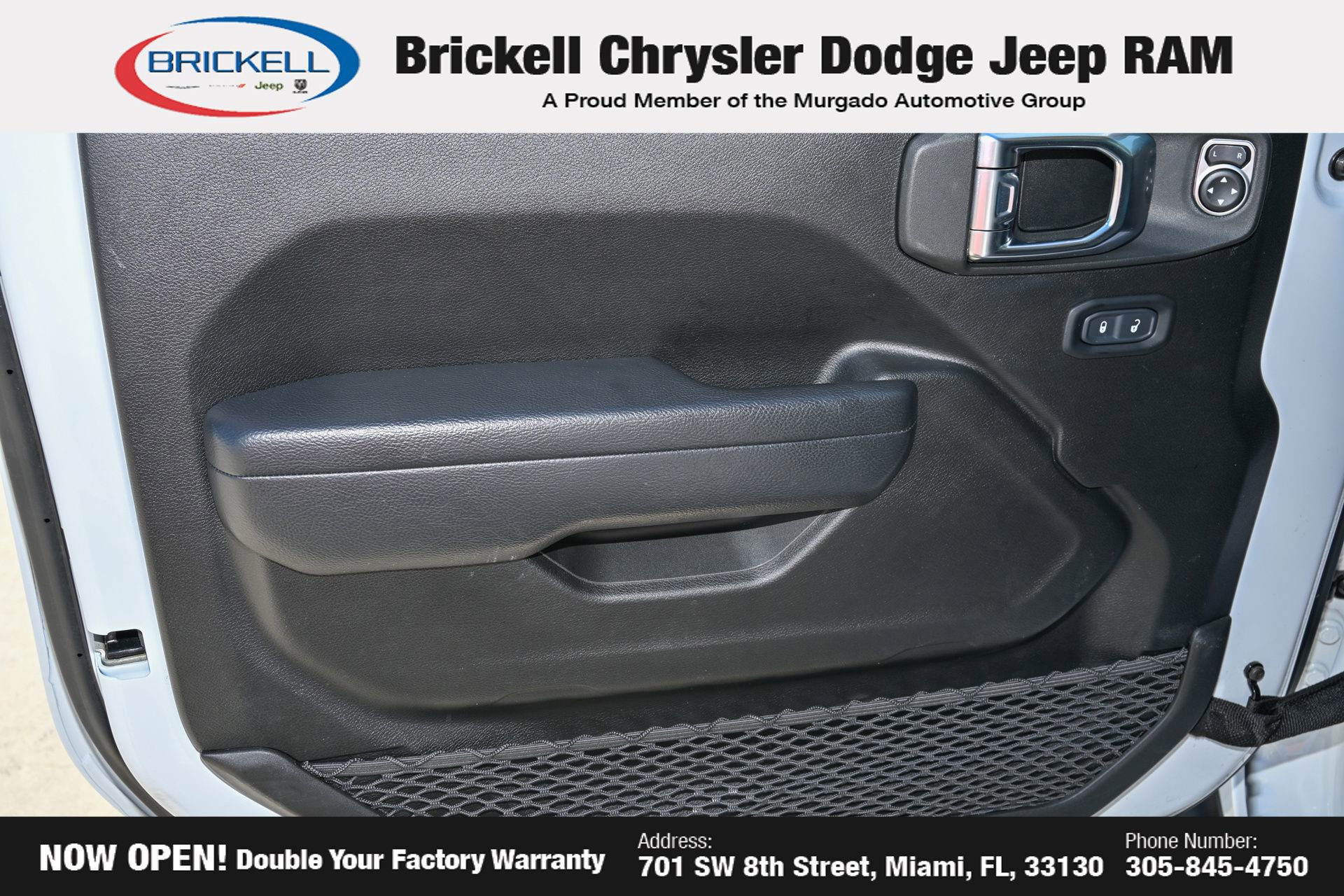 Used 2023 Jeep Gladiator Sport AWD/4WD image 11