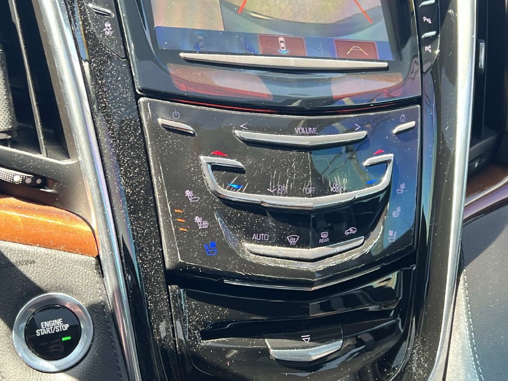 Used 2017 Cadillac Escalade Premium Luxury AWD/4WD image 23