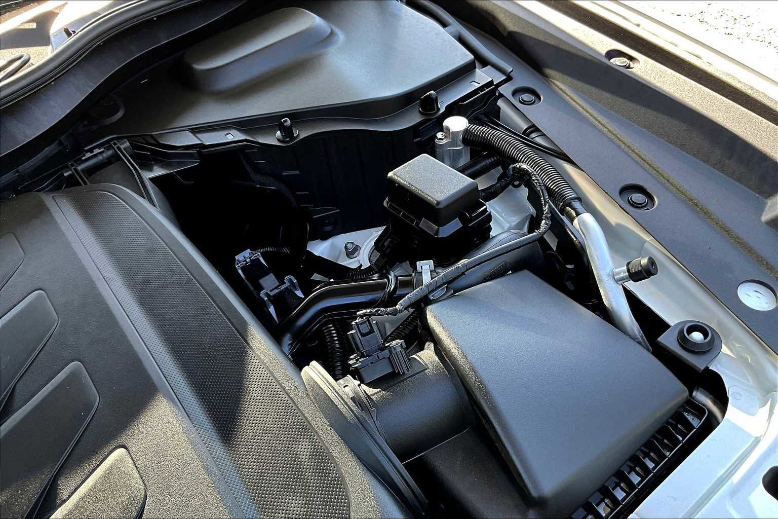 Used 2025 MAZDA CX-70 Plug-In Hybrid w/ Premium Pkg image 32