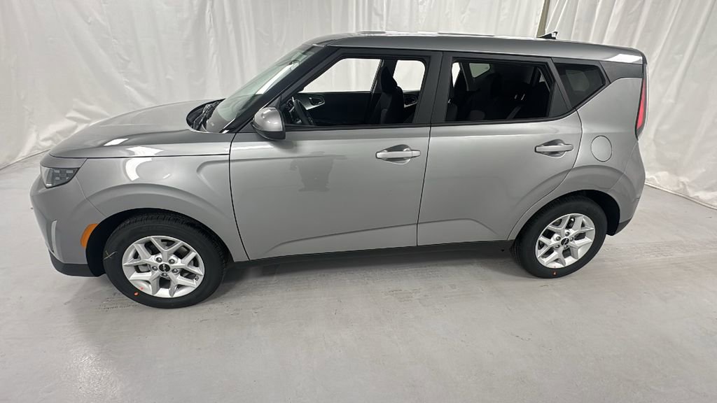 New 2025 Kia Soul LX image 6