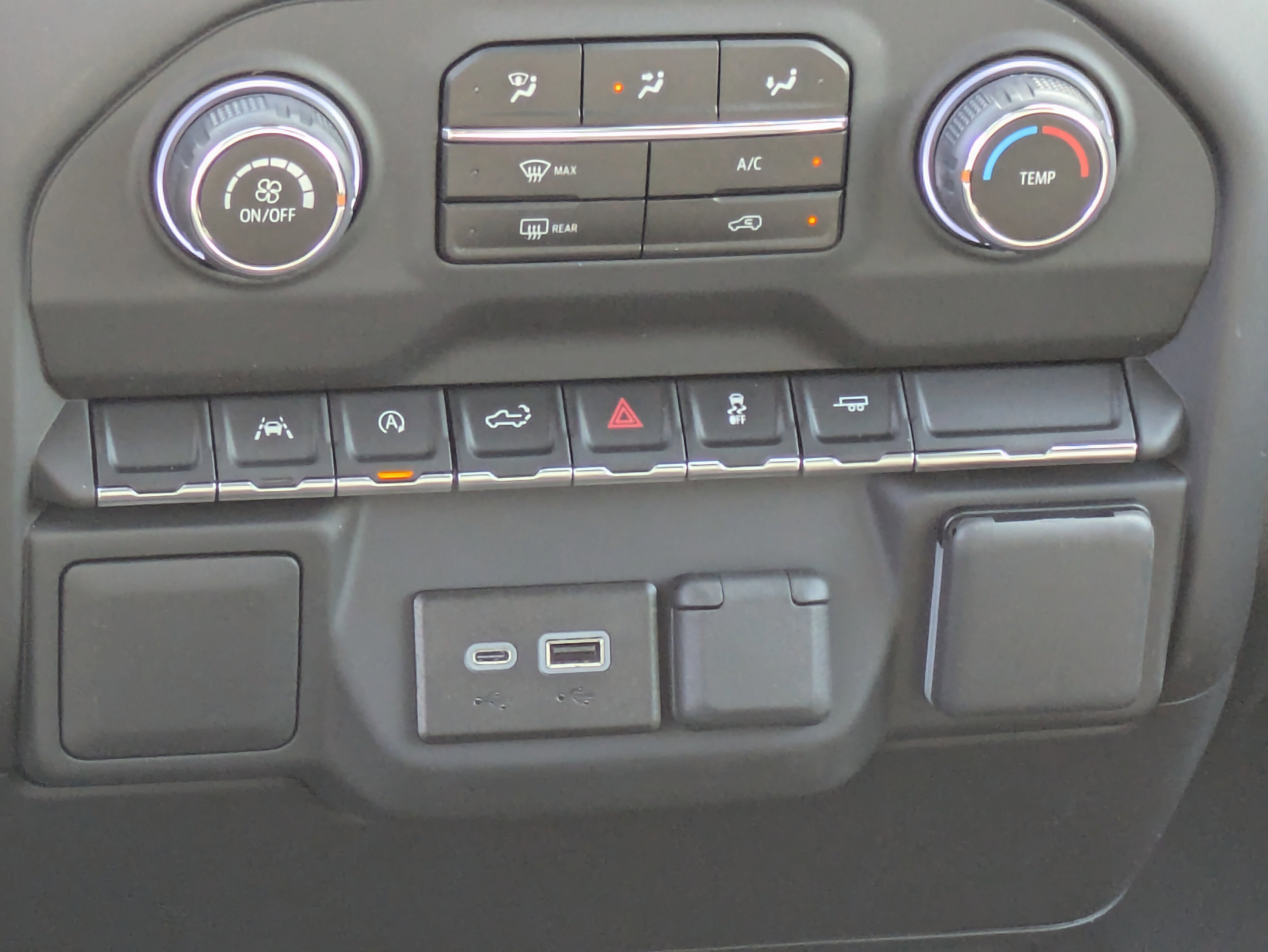 New 2026 Chevrolet Silverado 1500 Custom w/ Turbomax Blackout Package image 20