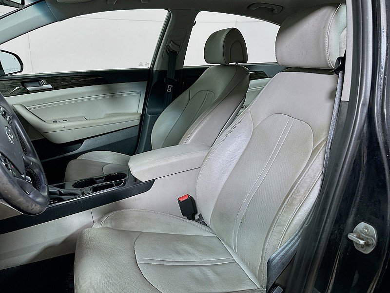 Used 2017 Hyundai Sonata Limited image 11