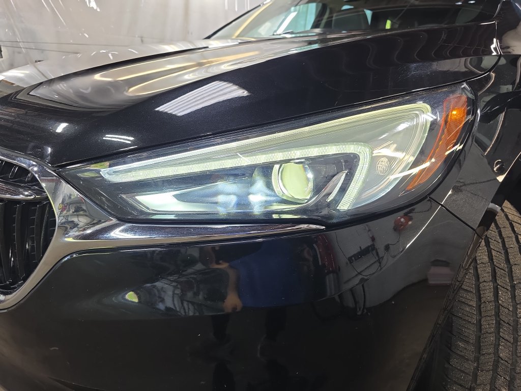 Used 2018 Buick Enclave Essence w/ Trailering Package FWD image 37