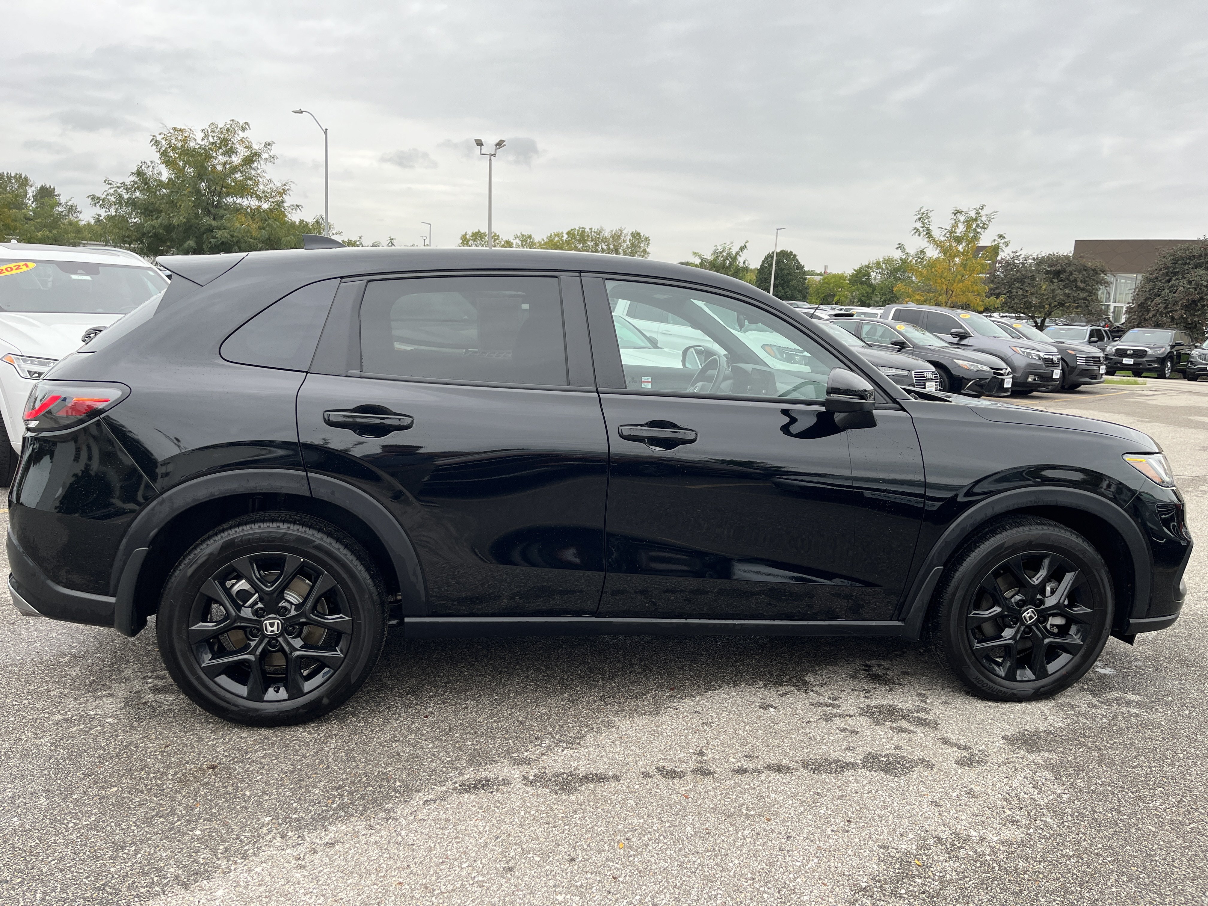 Certified 2024 Honda HR-V Sport image 4