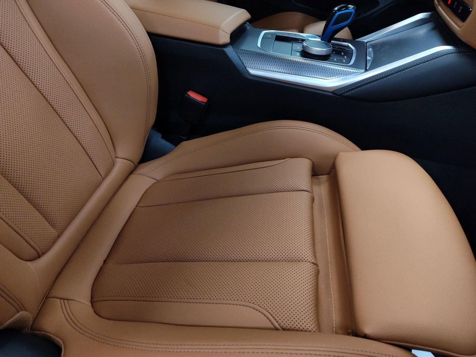 Certified 2023 BMW i4 M50 w/ Premium Package image 28