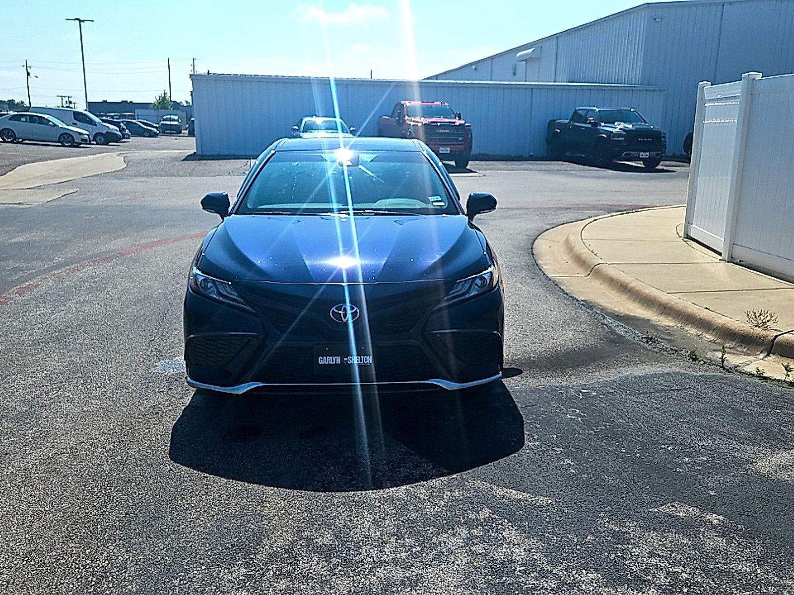 Used 2021 Toyota Camry XSE FWD image 2