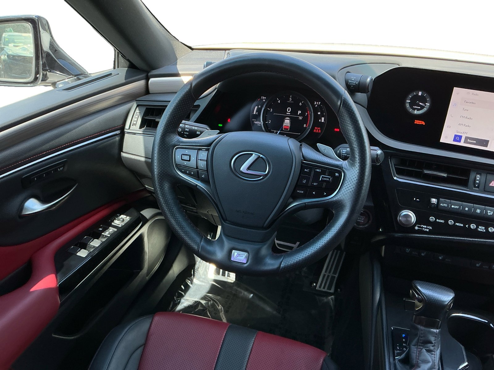 Used 2023 Lexus ES 350 F Sport w/ Accessory Package (Z2) image 11