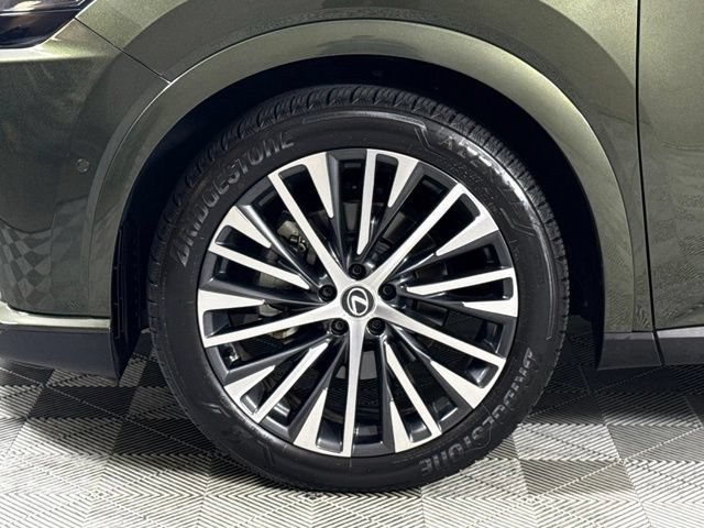 Used 2025 Lexus RX 350 Premium Plus w/ Convenience Package FWD image 13