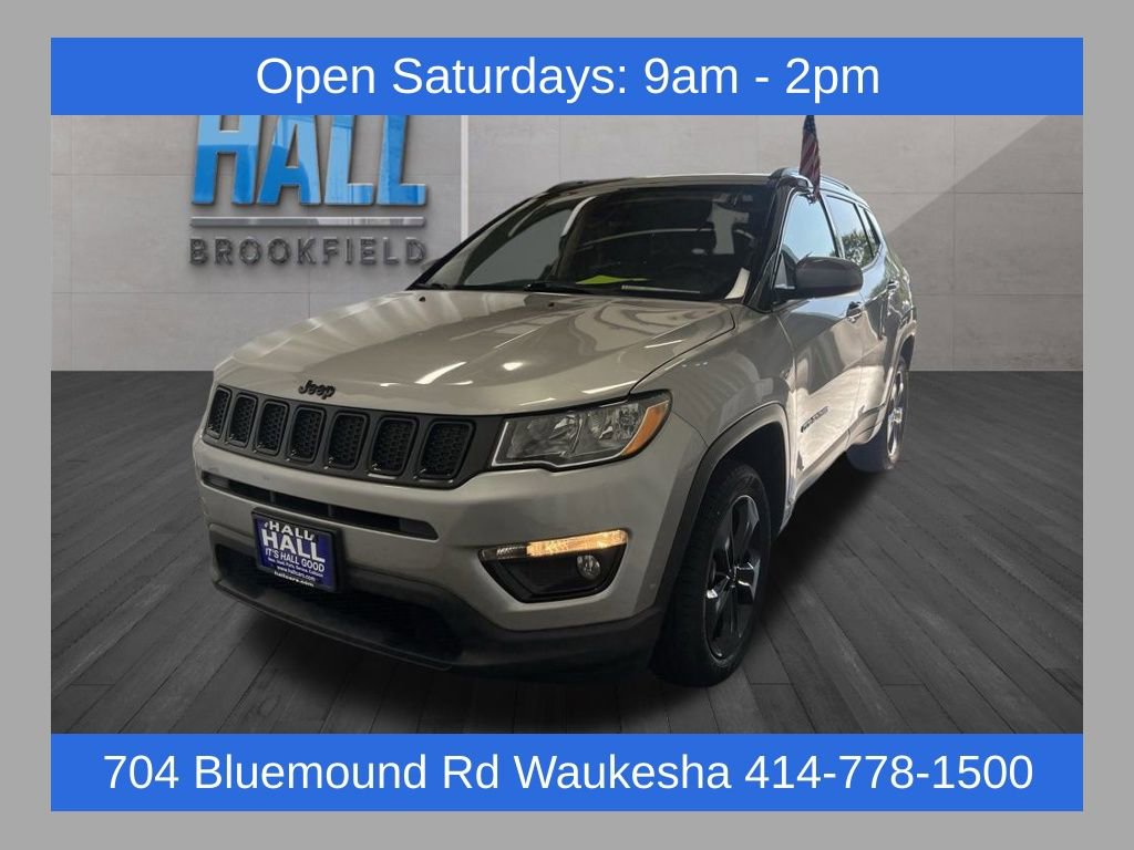 Used 2021 Jeep Compass Latitude image 1