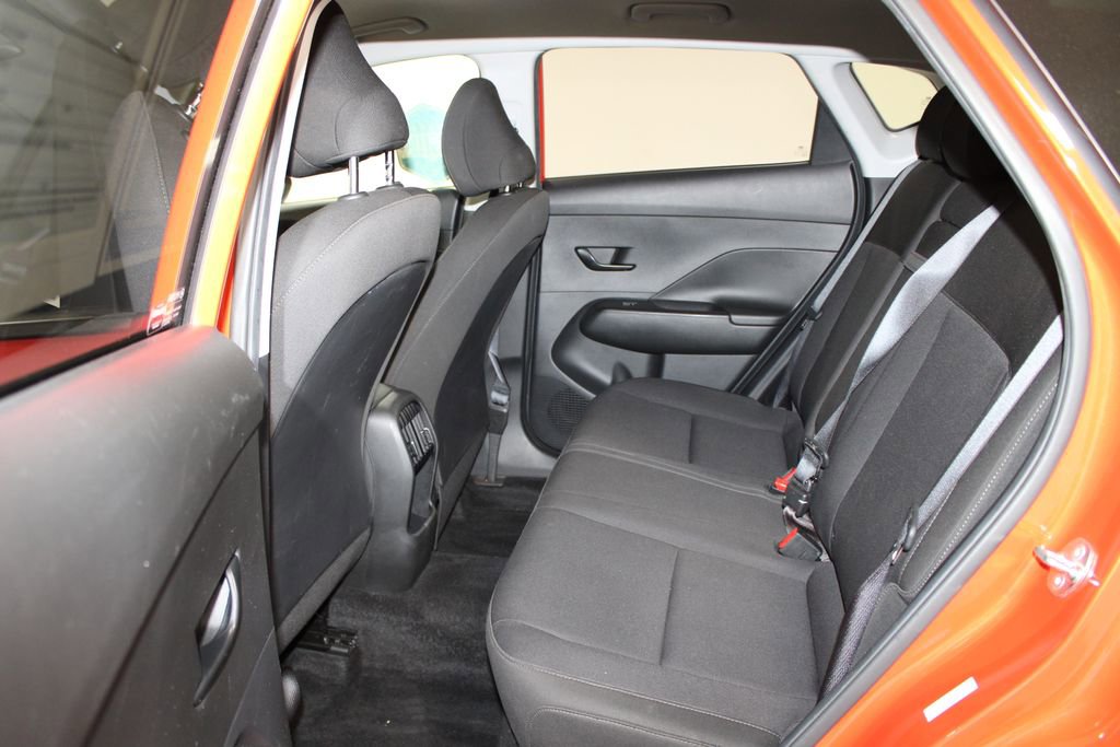 Used 2024 Hyundai Kona SEL image 23