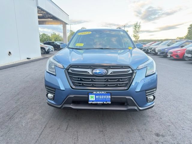 Used 2023 Subaru Forester Limited AWD/4WD image 3