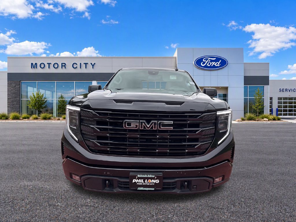 Used 2025 GMC Sierra 1500 Elevation w/ Preferred Package AWD/4WD image 2