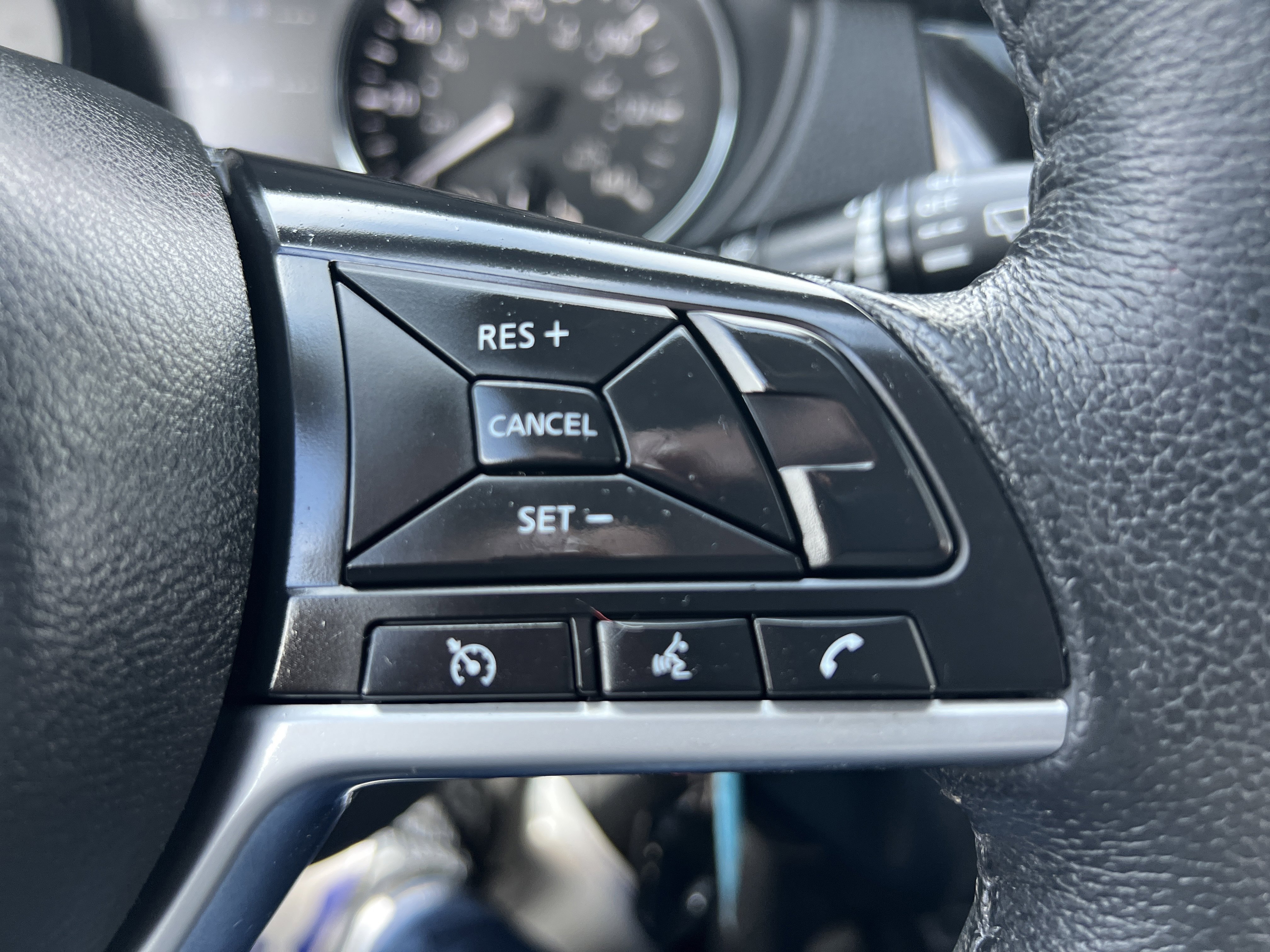 Used 2019 Nissan Rogue S w/ Special Edition Package image 20