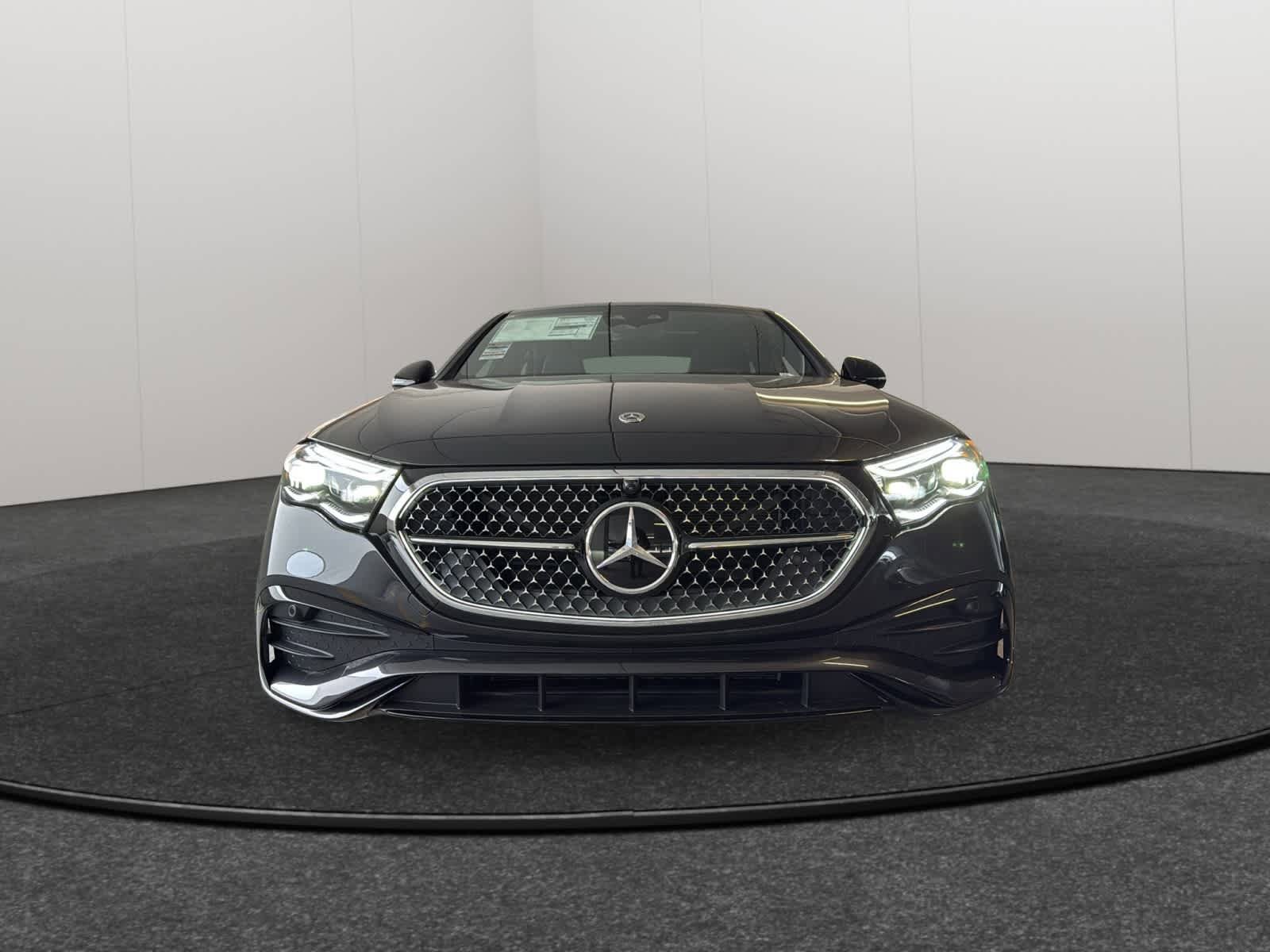 New 2026 Mercedes-Benz E 350 4MATIC Sedan image 2