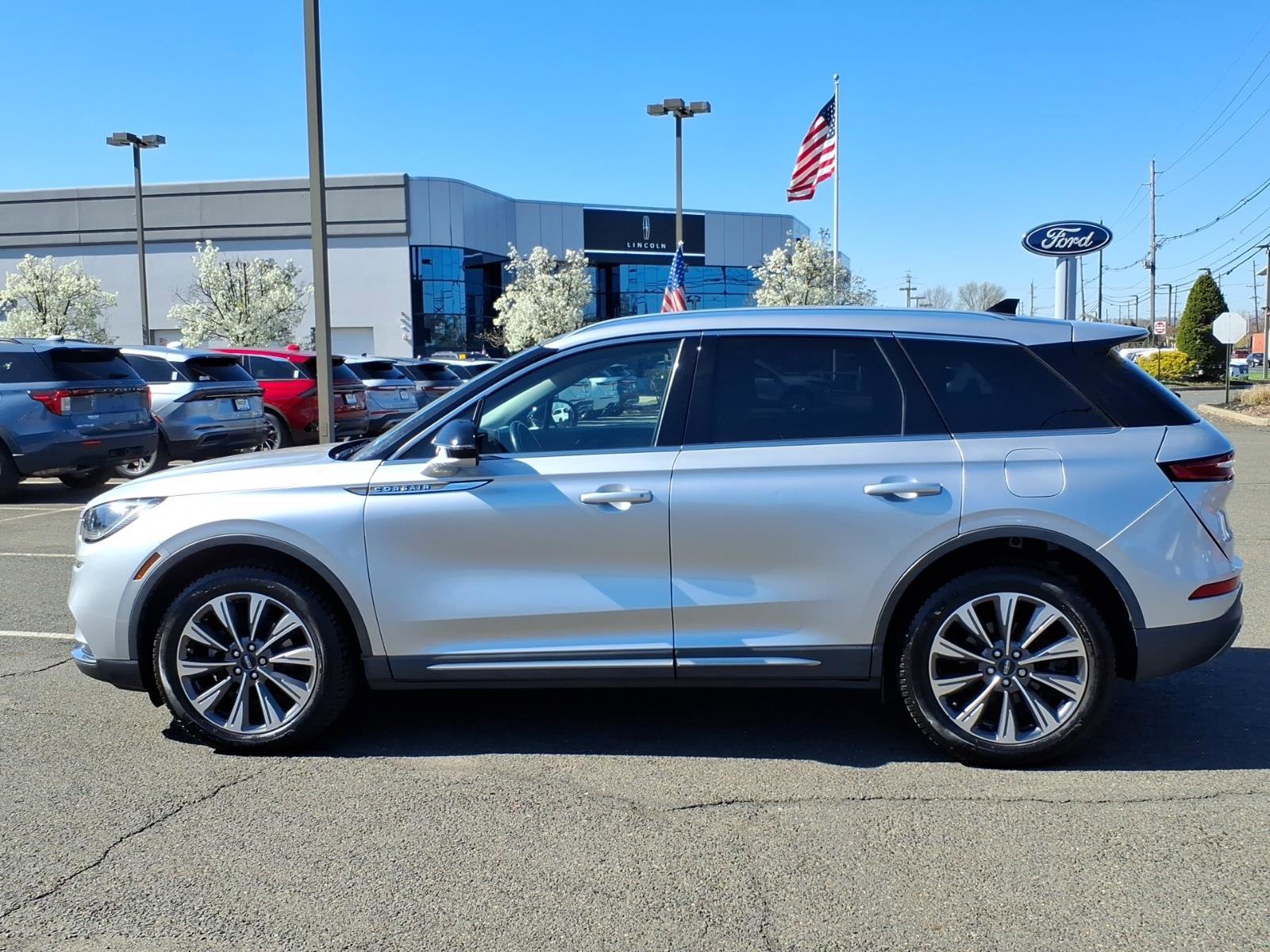 Used 2020 Lincoln Corsair Reserve w/ Elements Package AWD/4WD image 4