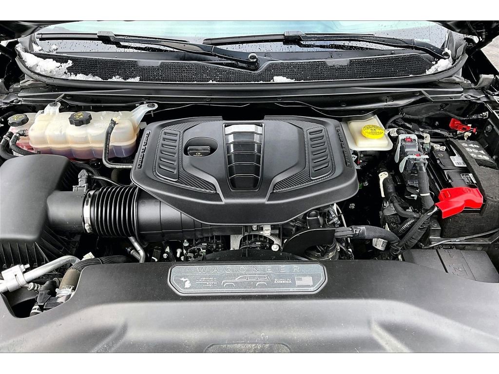 Certified 2024 Jeep Wagoneer L Series III w/ Premium Group I image 11