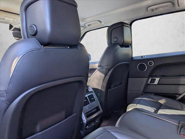 Used 2018 Land Rover Range Rover Sport SE image 11