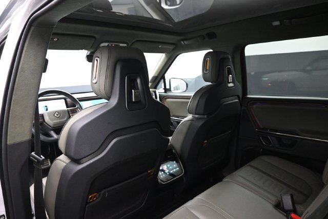 Used 2023 Rivian R1S Adventure Dual AWD/4WD image 19