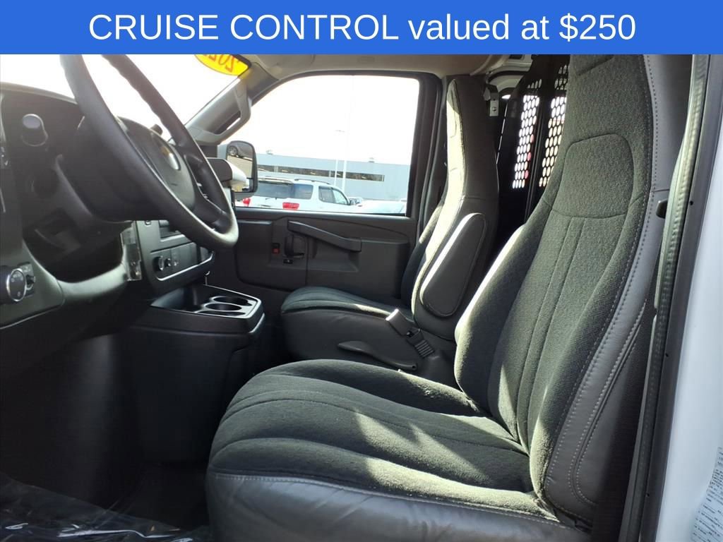 Used 2022 Chevrolet Express 2500 w/ Driver Convenience Package image 7
