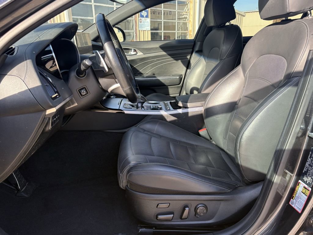 Certified 2023 Kia Stinger GT2 image 12