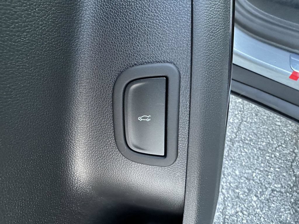 New 2026 GMC Acadia AT4 AWD/4WD image 17