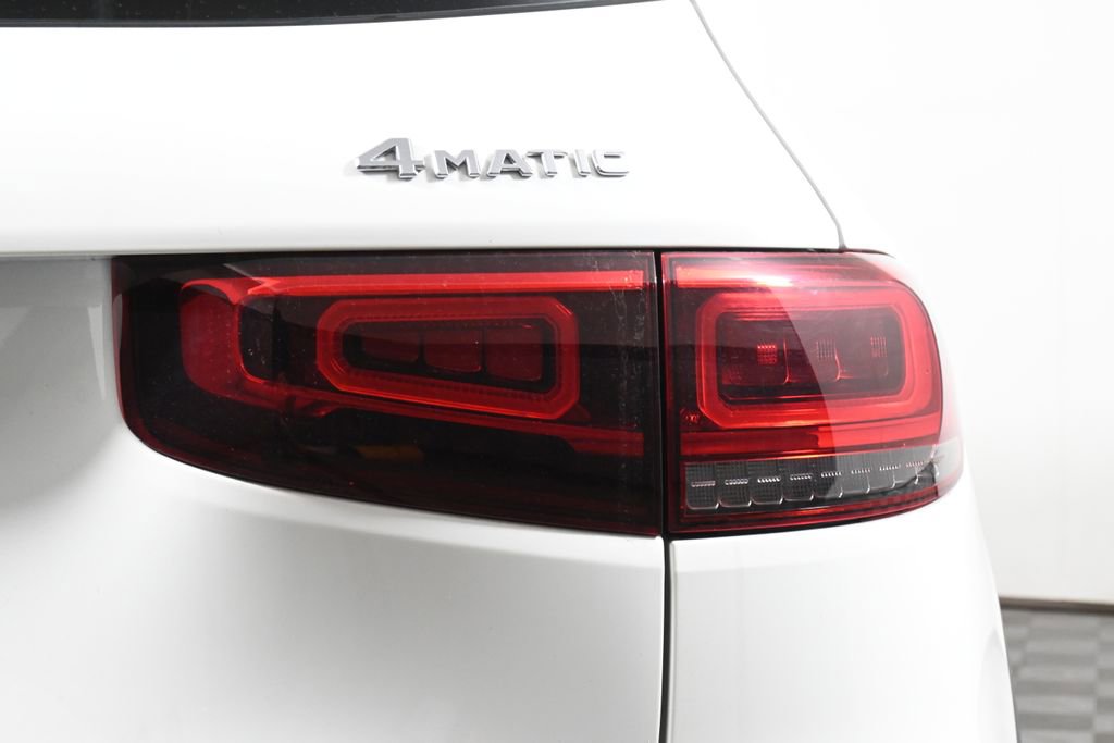 Used 2022 Mercedes-Benz GLB 250 4MATIC image 13
