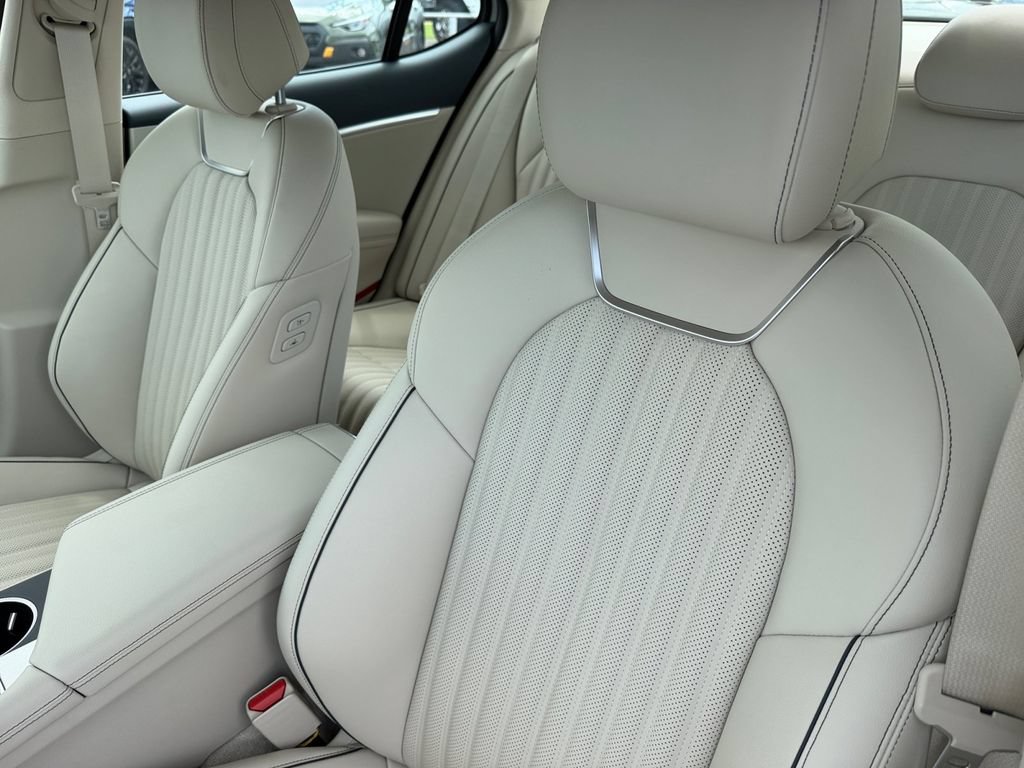 New 2026 Genesis G70 2.5T Prestige AWD/4WD image 13