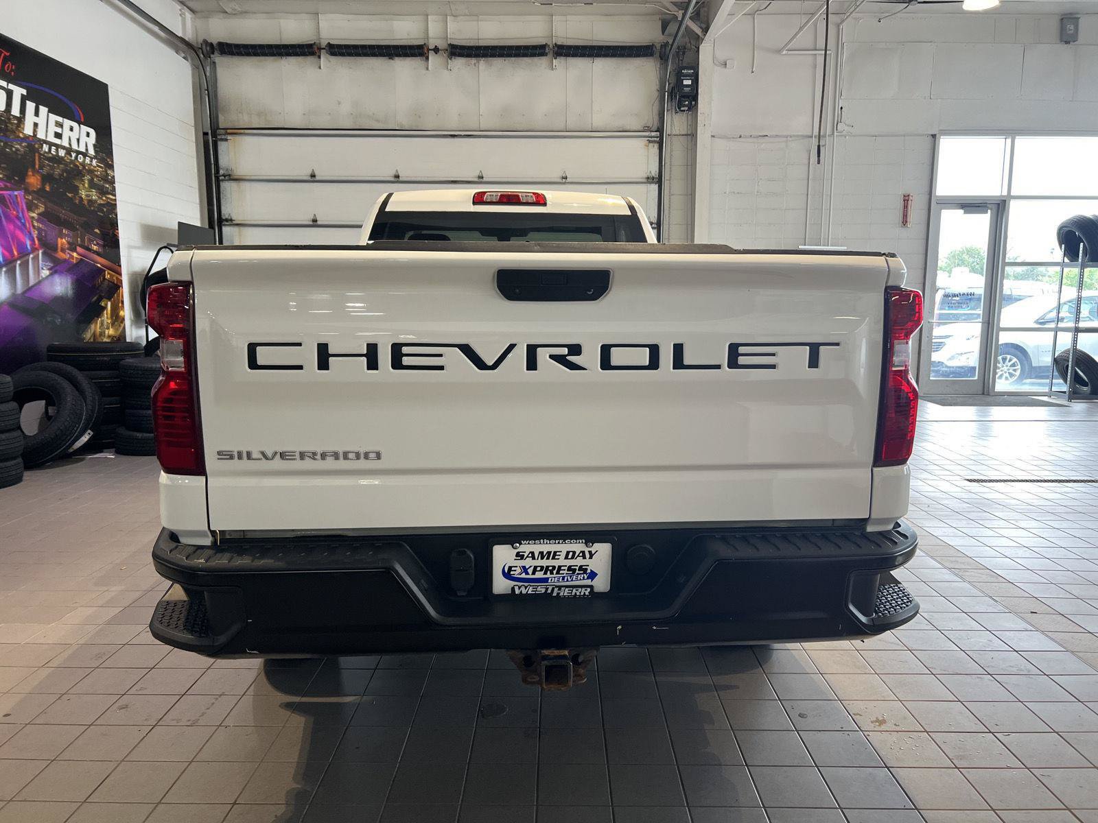 Used 2020 Chevrolet Silverado 1500 W/T w/ WT Value Package AWD/4WD image 6