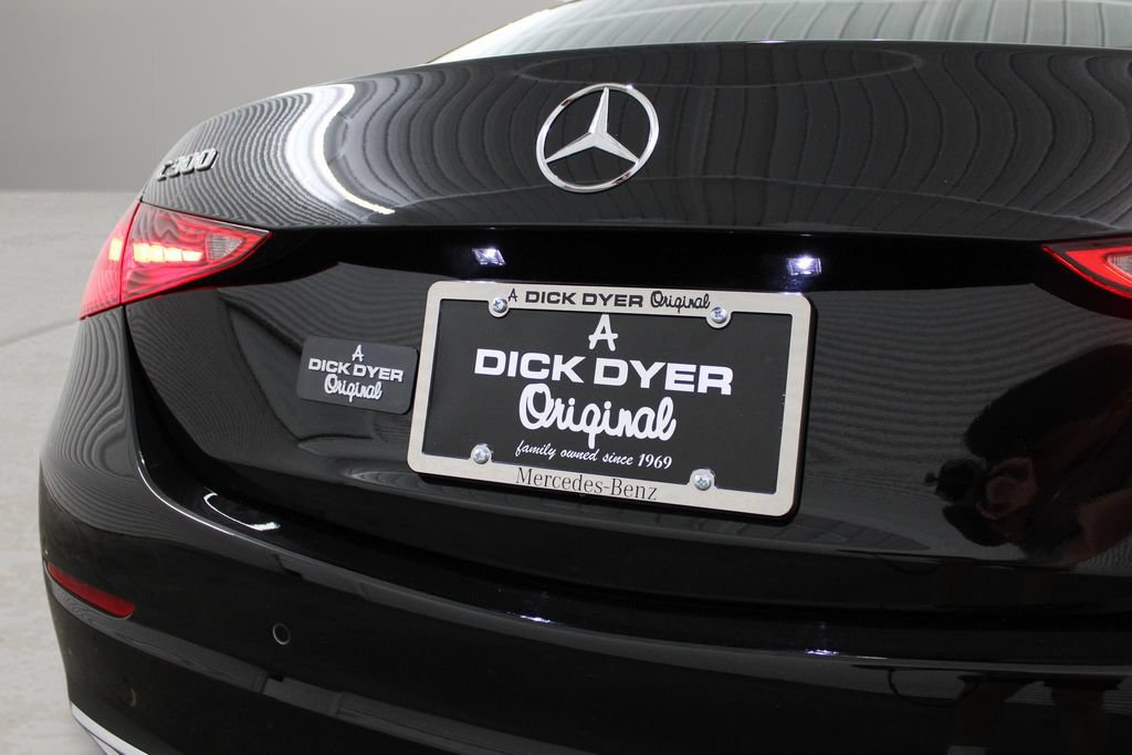 Used 2024 Mercedes-Benz C 300 Sedan image 32