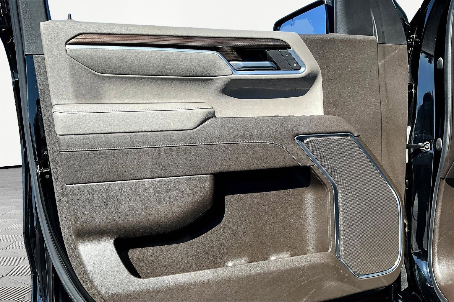 Used 2022 Chevrolet Silverado 1500 RST AWD/4WD image 21