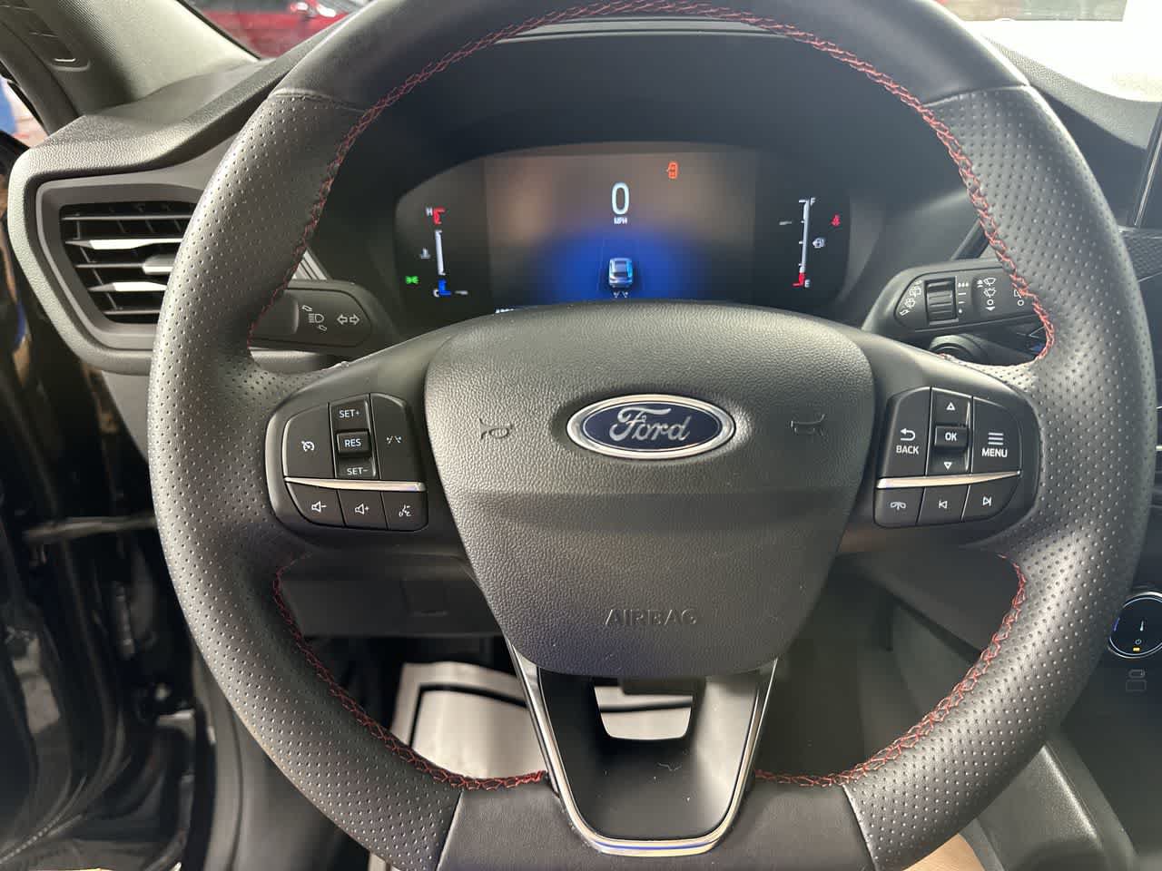 Used 2025 Ford Escape ST-Line FWD image 7