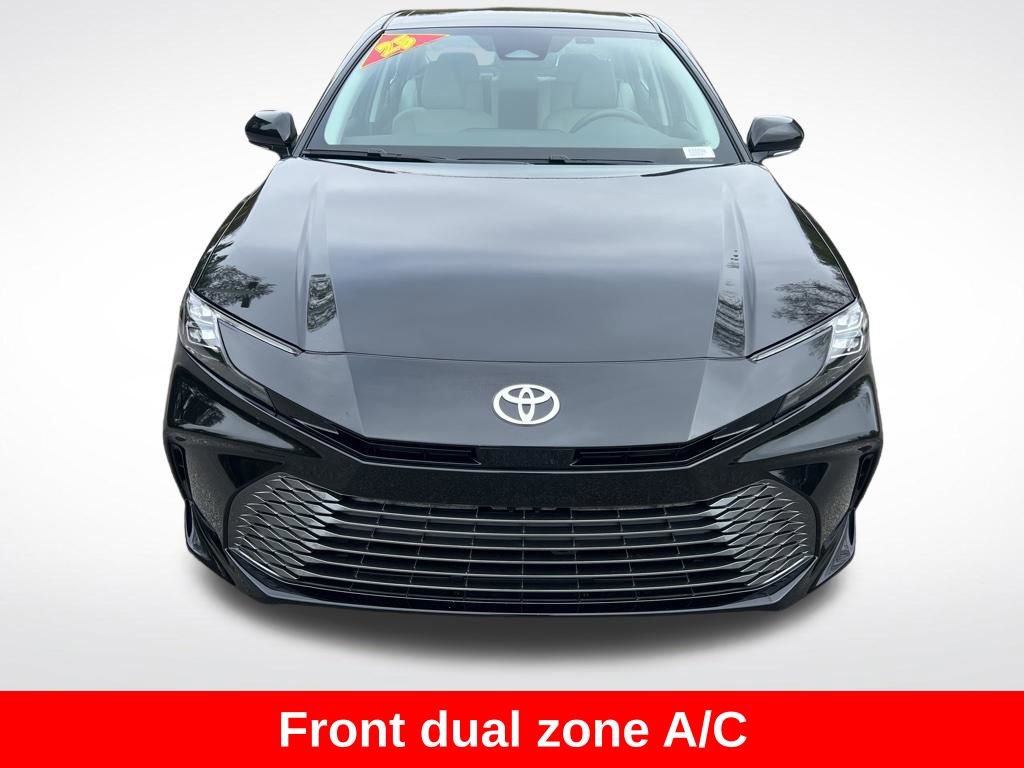 Used 2025 Toyota Camry XLE image 2
