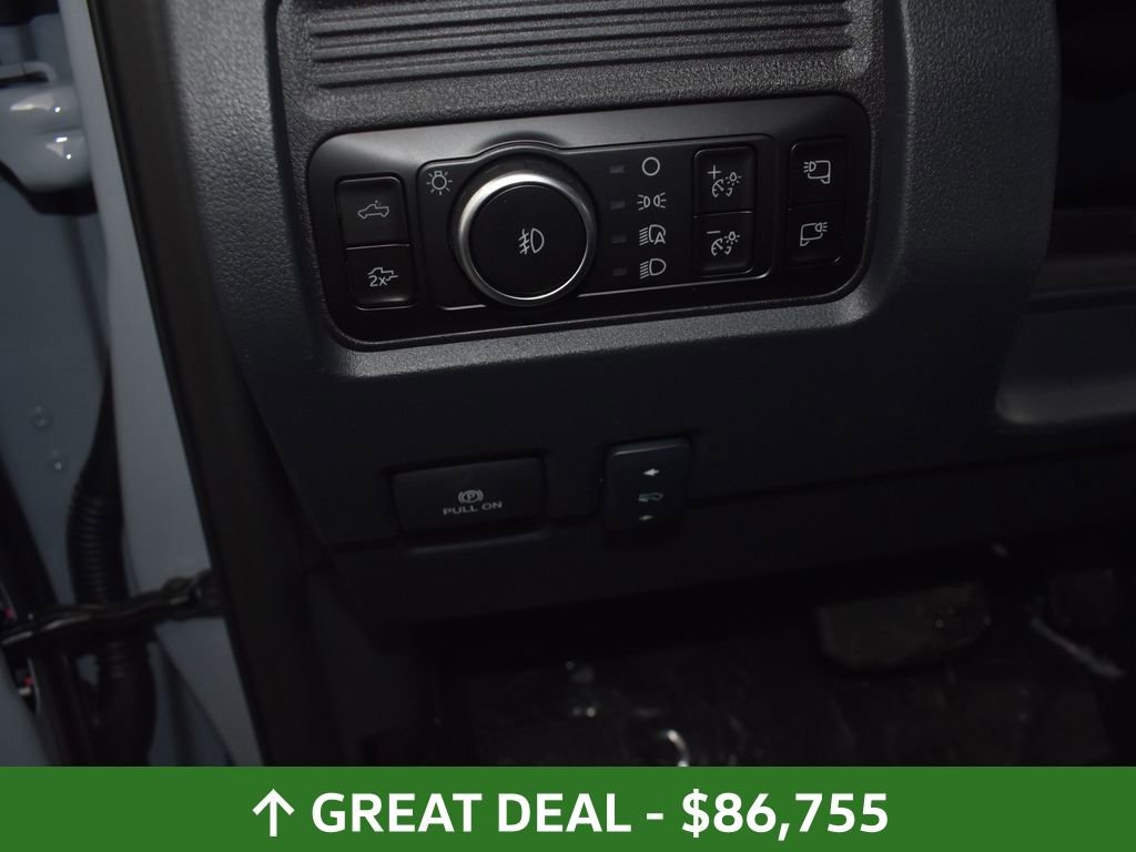 Used 2026 Ford F250 Lariat w/ Black Appearance Package AWD/4WD image 21